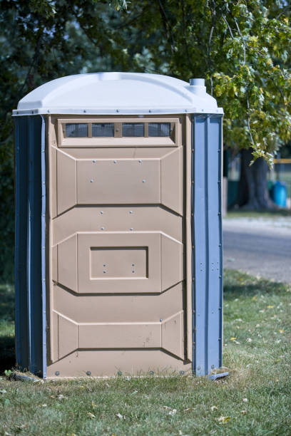 Best Local porta potty services  in Mishicot, WI
