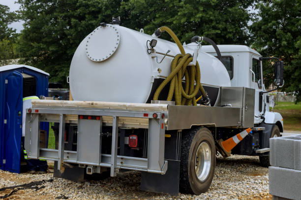 Best Construction site porta potty rental  in Mishicot, WI